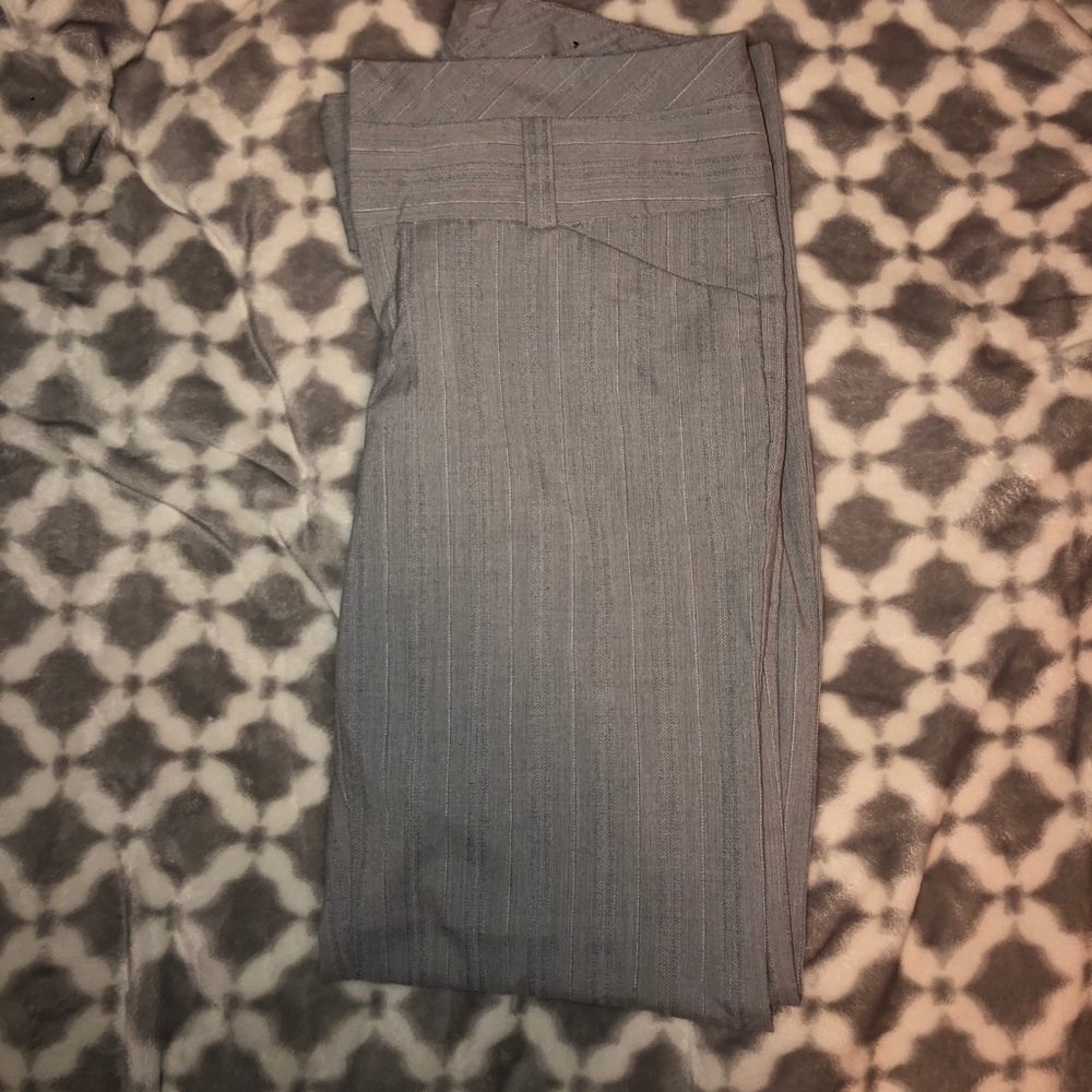 Maurices size 5/6 women's slacks